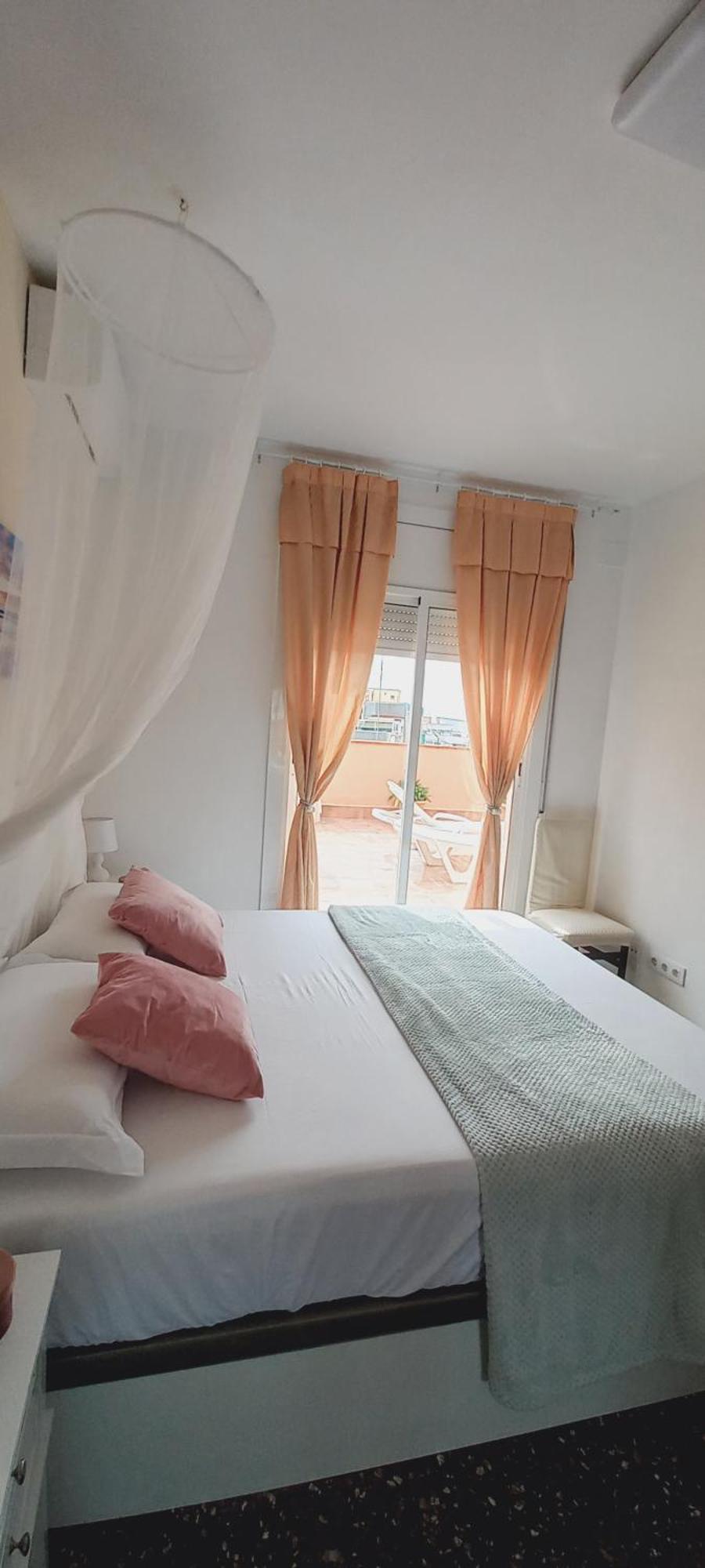 ロスピタレート・デ・リョブレガートCozy And Sunny Penthouse Fira Bcnアパートメント エクステリア 写真