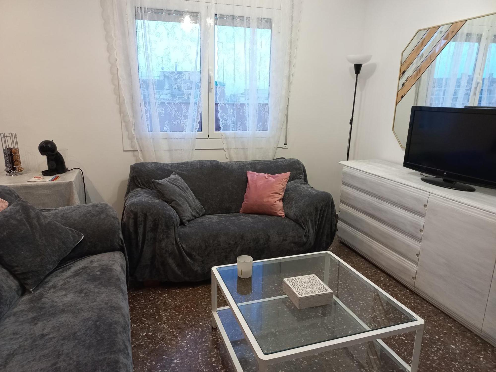 ロスピタレート・デ・リョブレガートCozy And Sunny Penthouse Fira Bcnアパートメント エクステリア 写真
