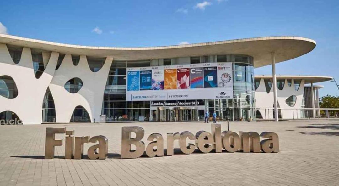 ロスピタレート・デ・リョブレガートCozy And Sunny Penthouse Fira Bcnアパートメント エクステリア 写真